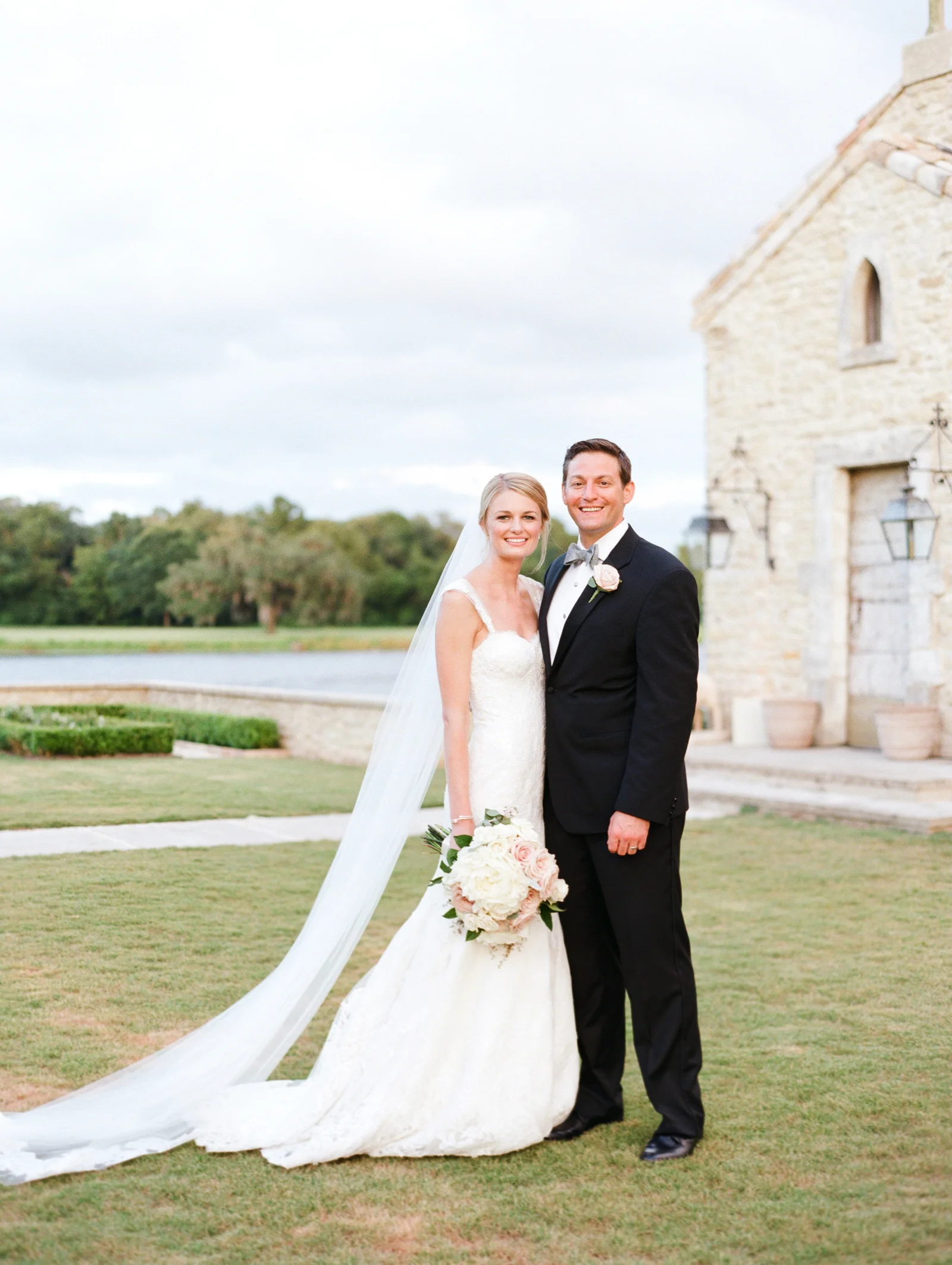 0061_Houston_Oaks_Country_Club_Wedding_Brock.jpg