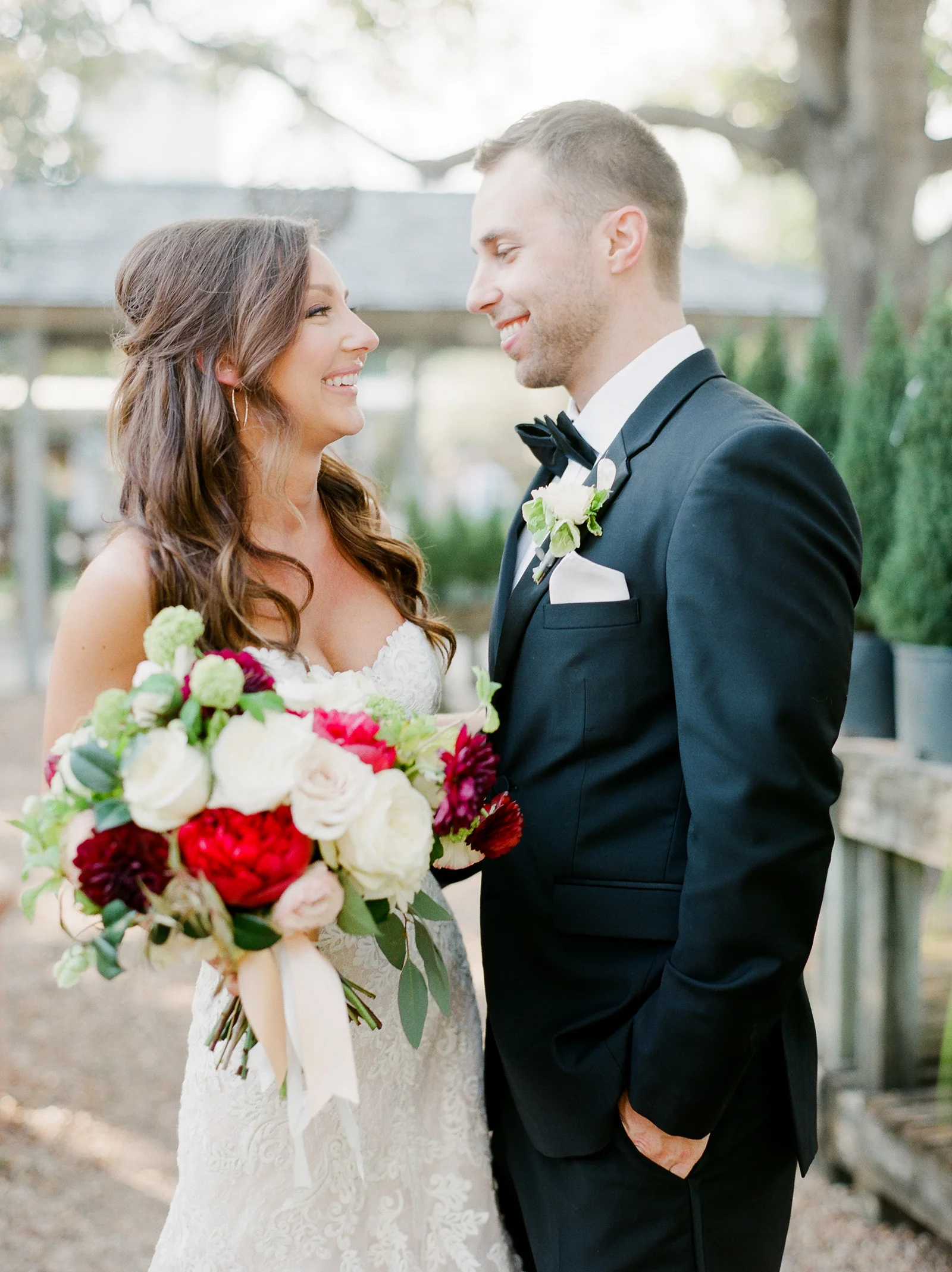 0024_Tiny_Boxwoods_Wedding_Houston_Photographer.jpg