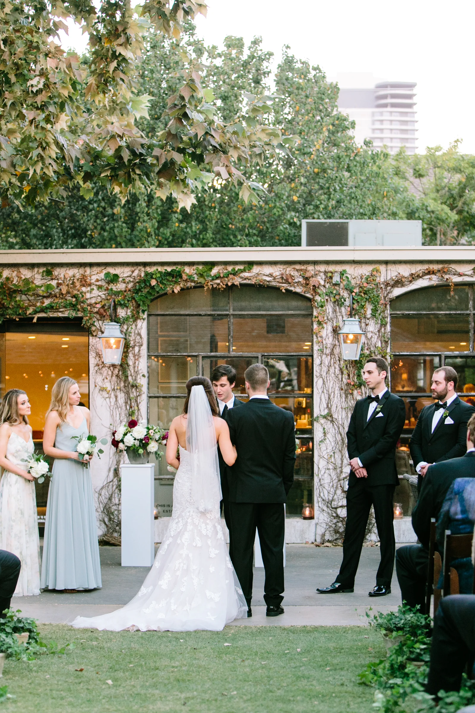 0042_Tiny_Boxwoods_Wedding_Houston_Photographer.jpg