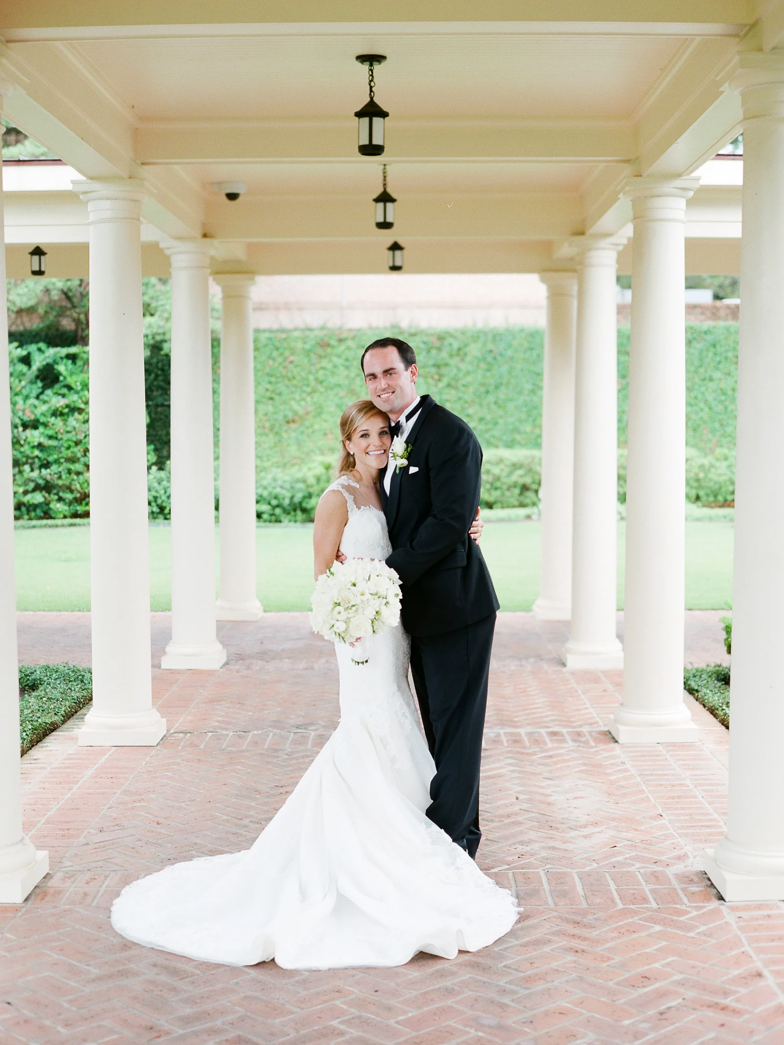 0024_Houston_Country_Club_Wedding_Photographer.jpg