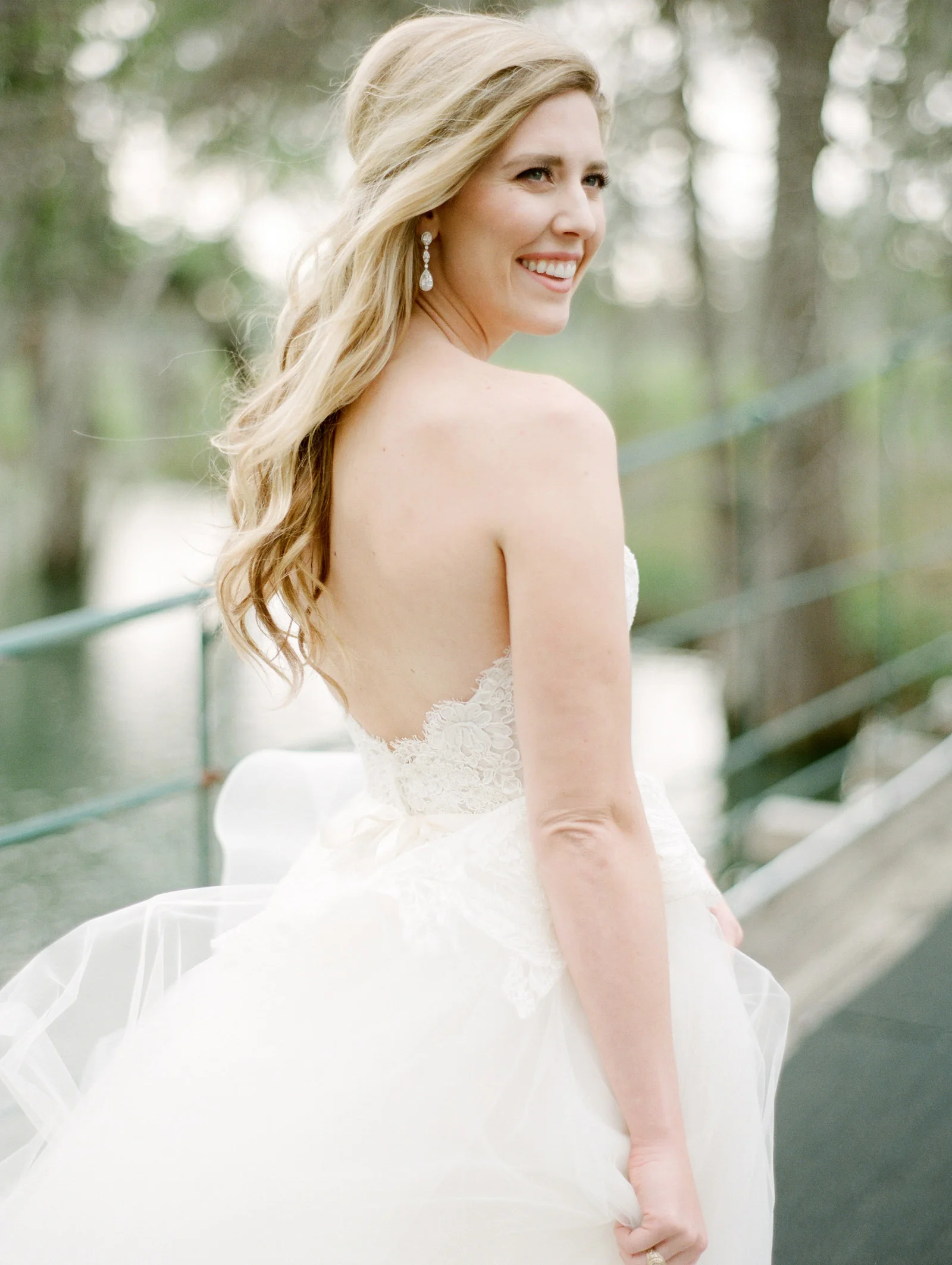 0005_0005_Houston-Lakeside-Country-Club-Bridal-Photographer.jpg