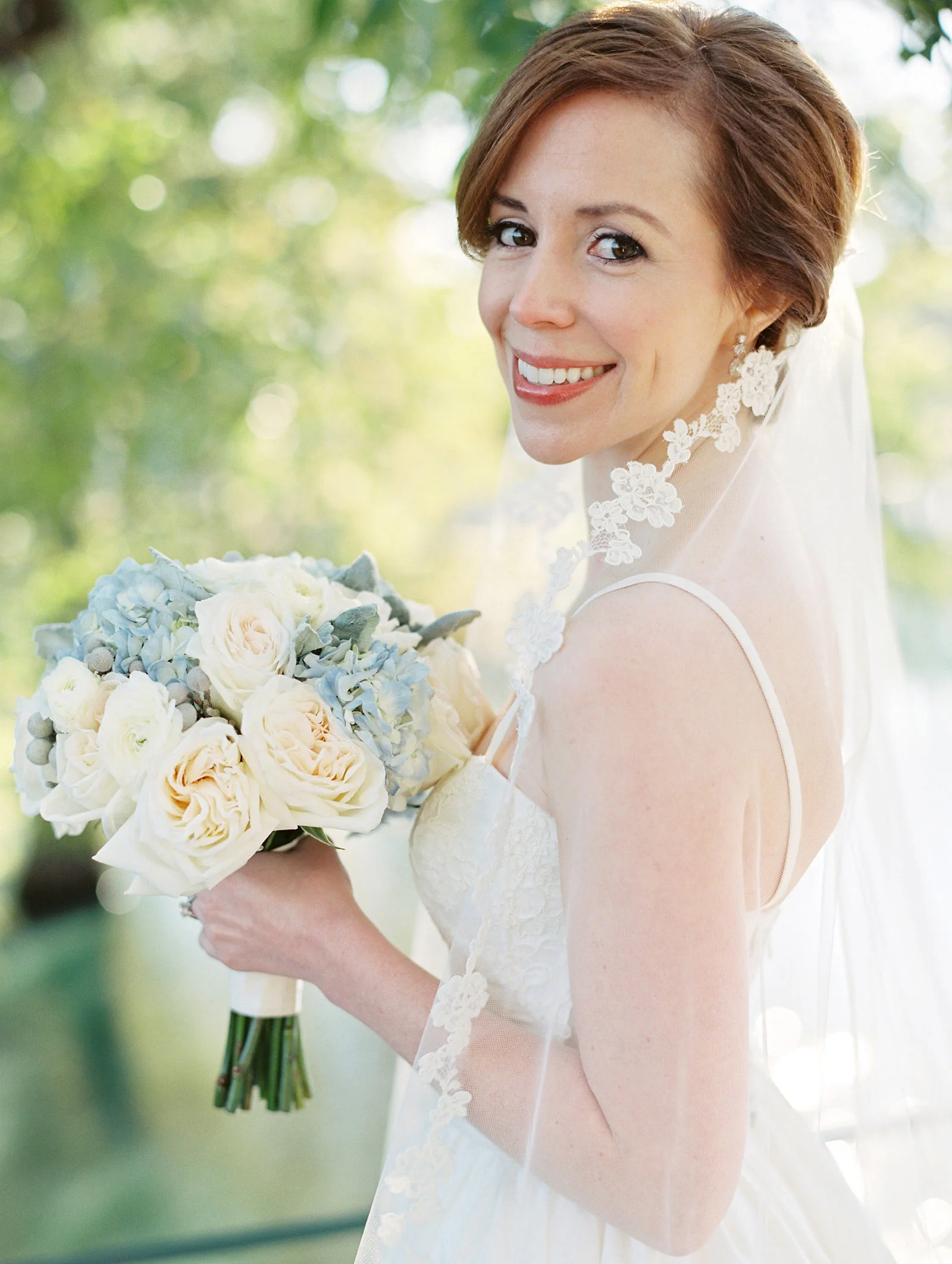 0093_0071_Houston-Lakeside-Country-Club-Film-Bridal-Photographer.jpg
