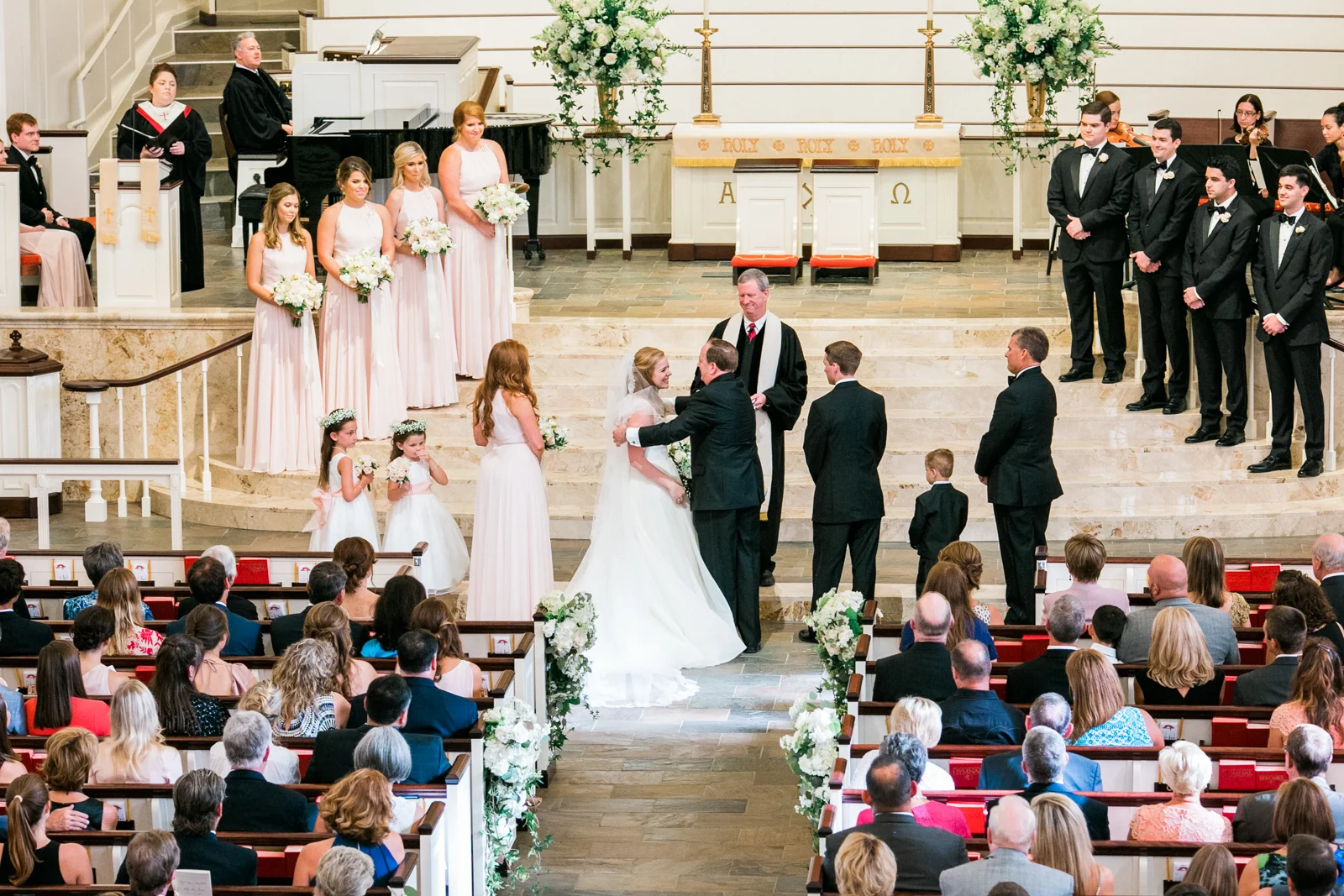 0034_St_Lukes_Wedding_Houstonian.jpg
