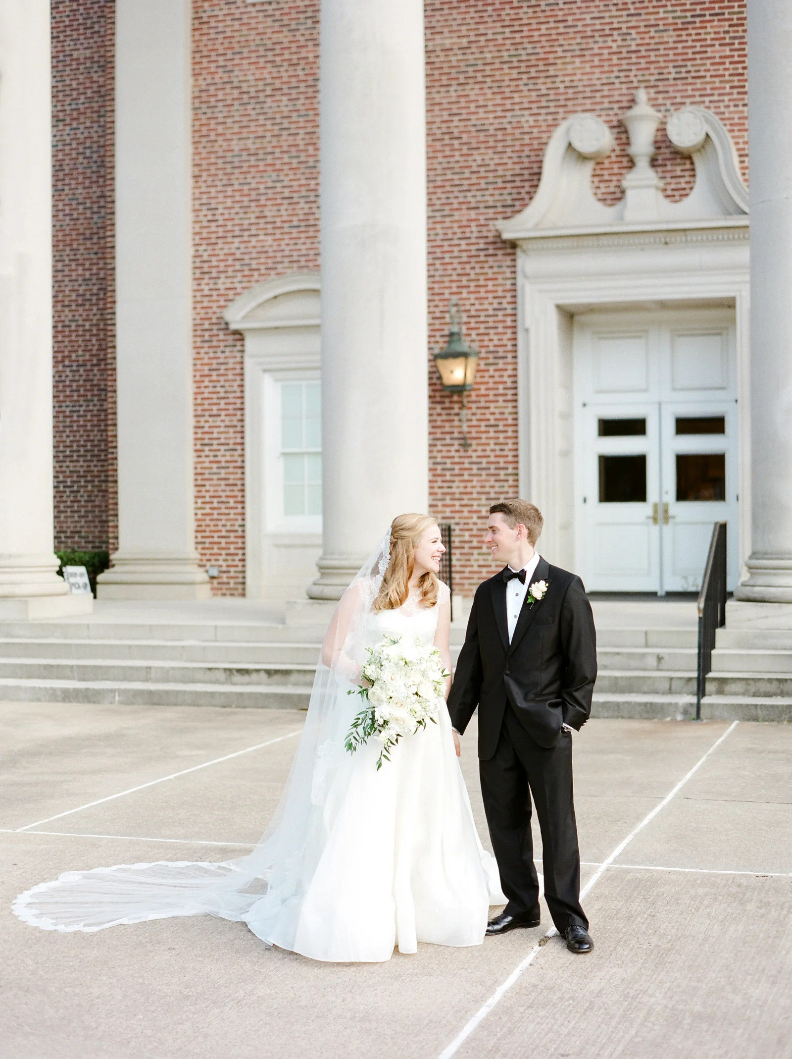 0048_St_Lukes_Wedding_Houstonian.jpg