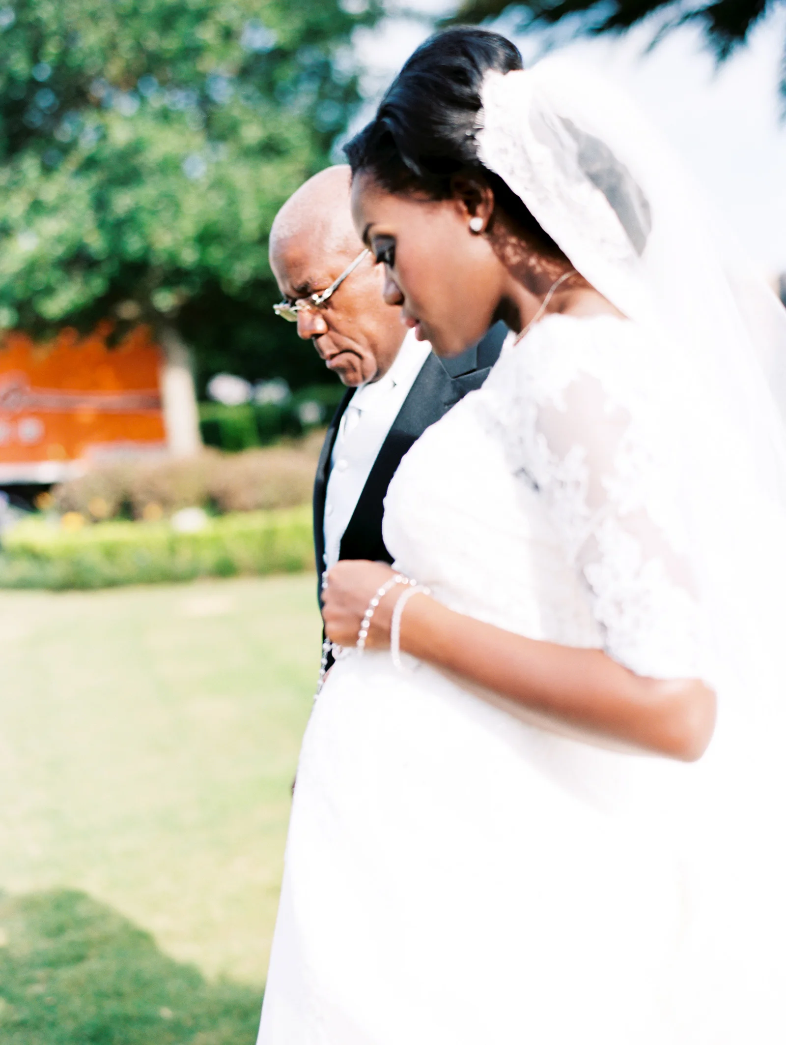 0012_Royal_Oaks_Country_Club_Wedding.jpg