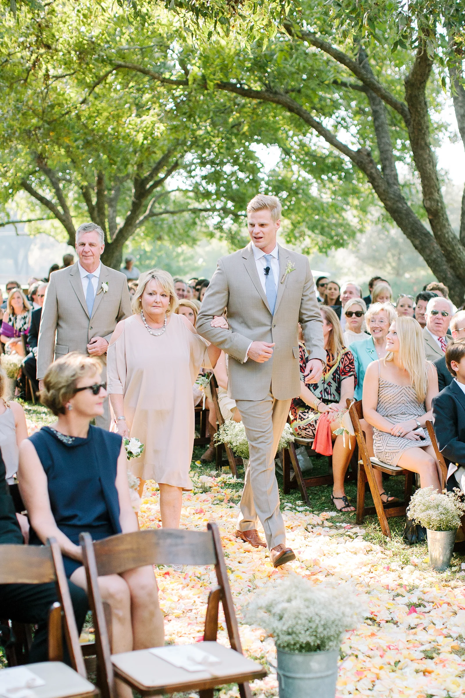 0040_Waco_Ranch_Wedding_Catherine_Nick_Riewoldt.jpg