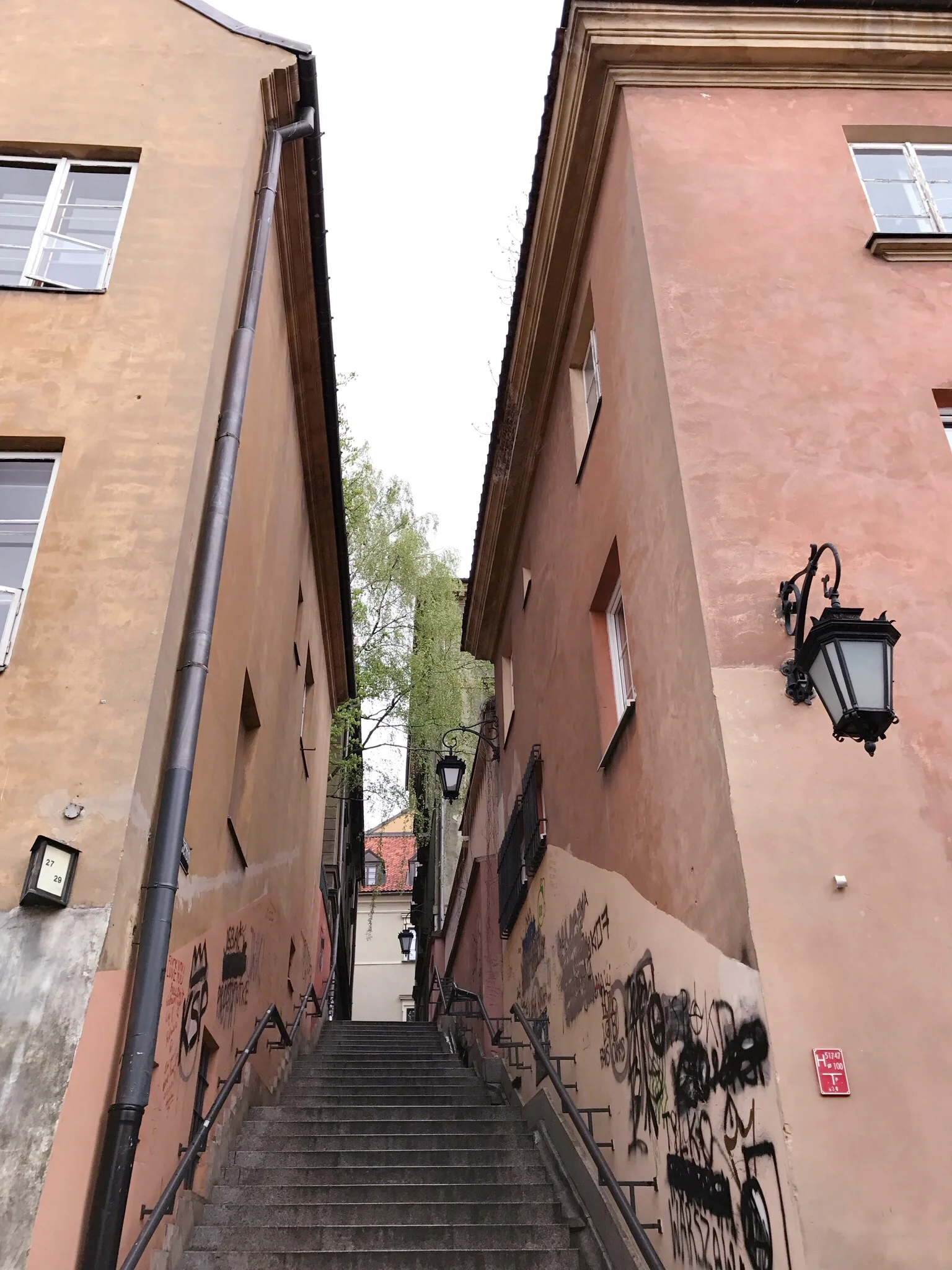old-town-warsaw-streets.jpg