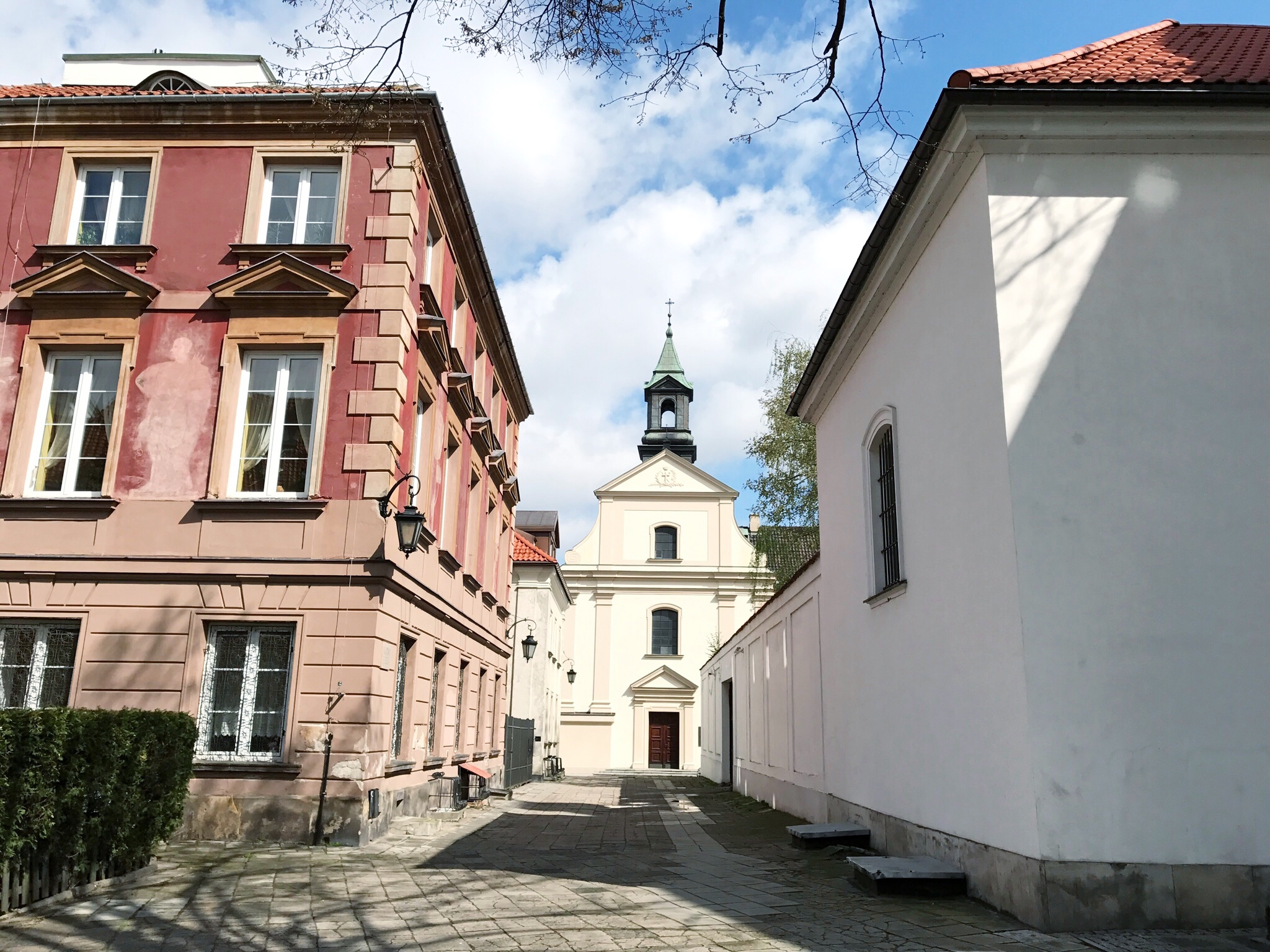 old-town-warsaw-streets.jpg