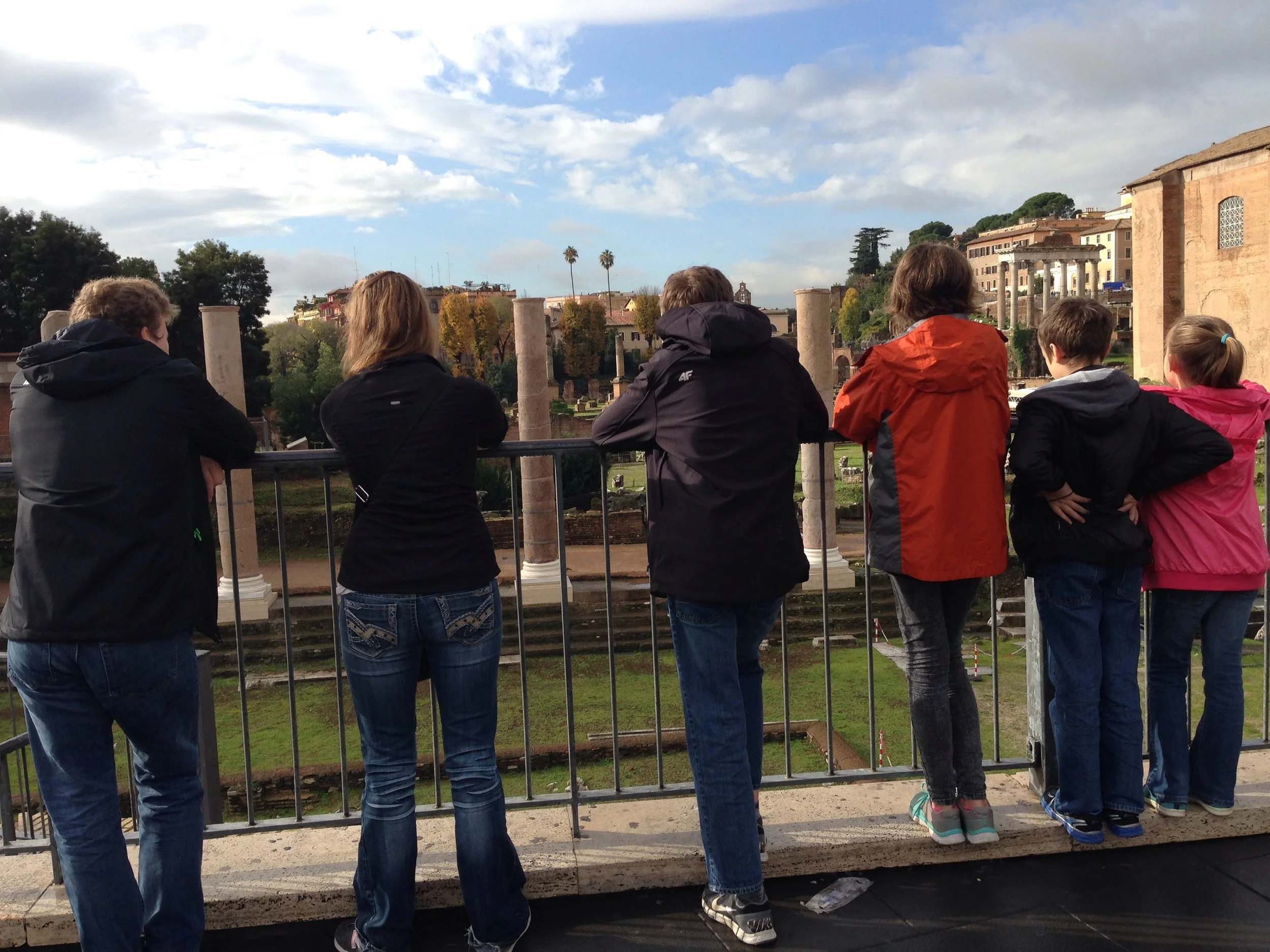 family-travel-roman-ruins.jpg