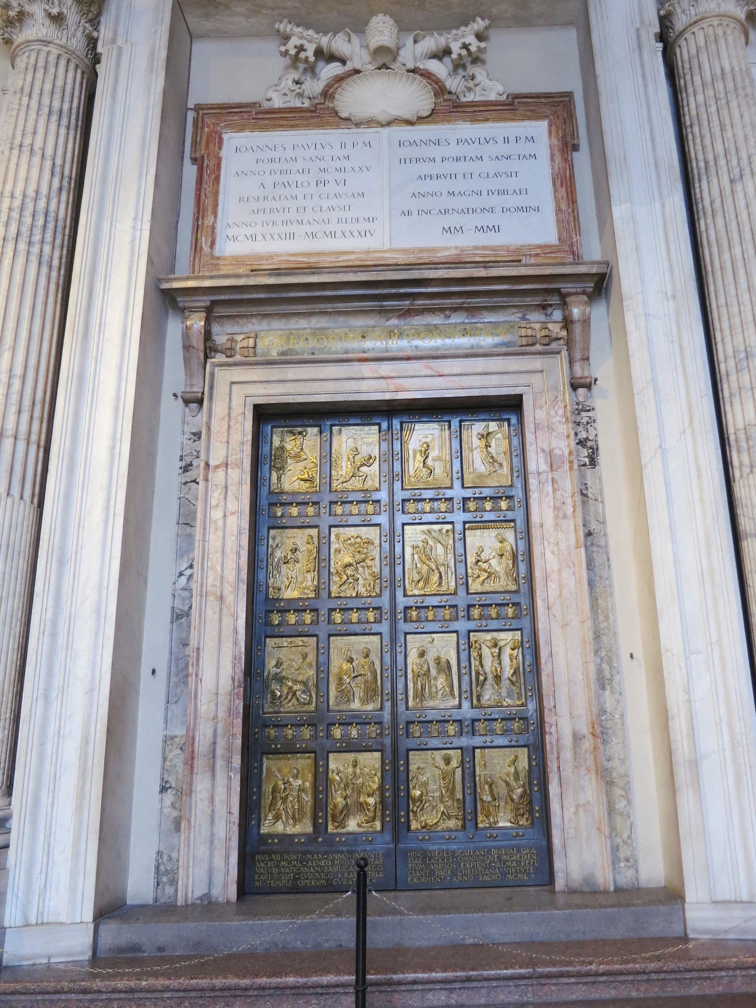A visit to St. Peter's Basilica just as it opens for the day.