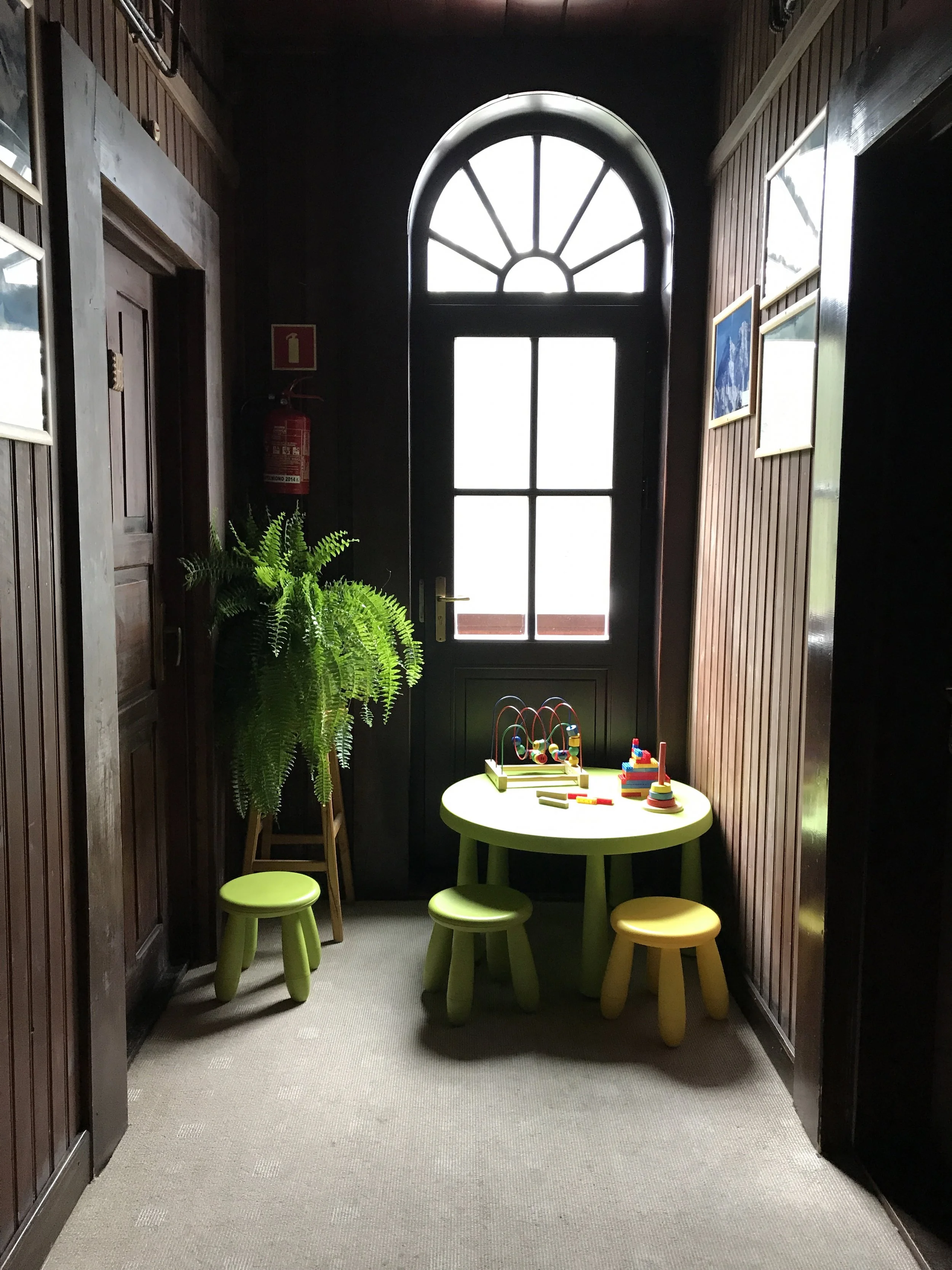 A small play area in the lodge at Morski Oko. 