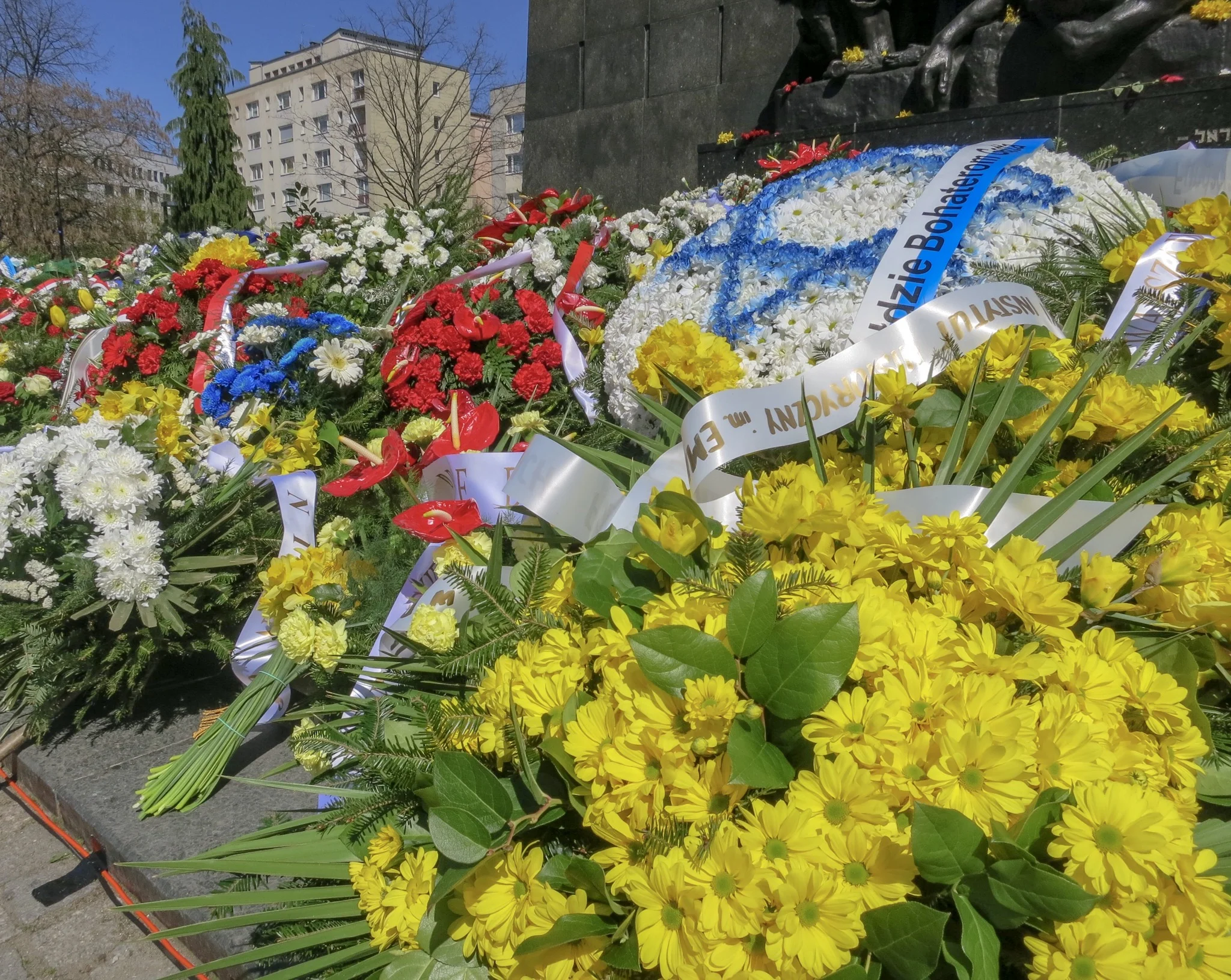 Wreaths laid at the Heroes of the Ghetto Monument in commemoration of the 76th Anniversary of the Warsaw Ghetto Uprising
