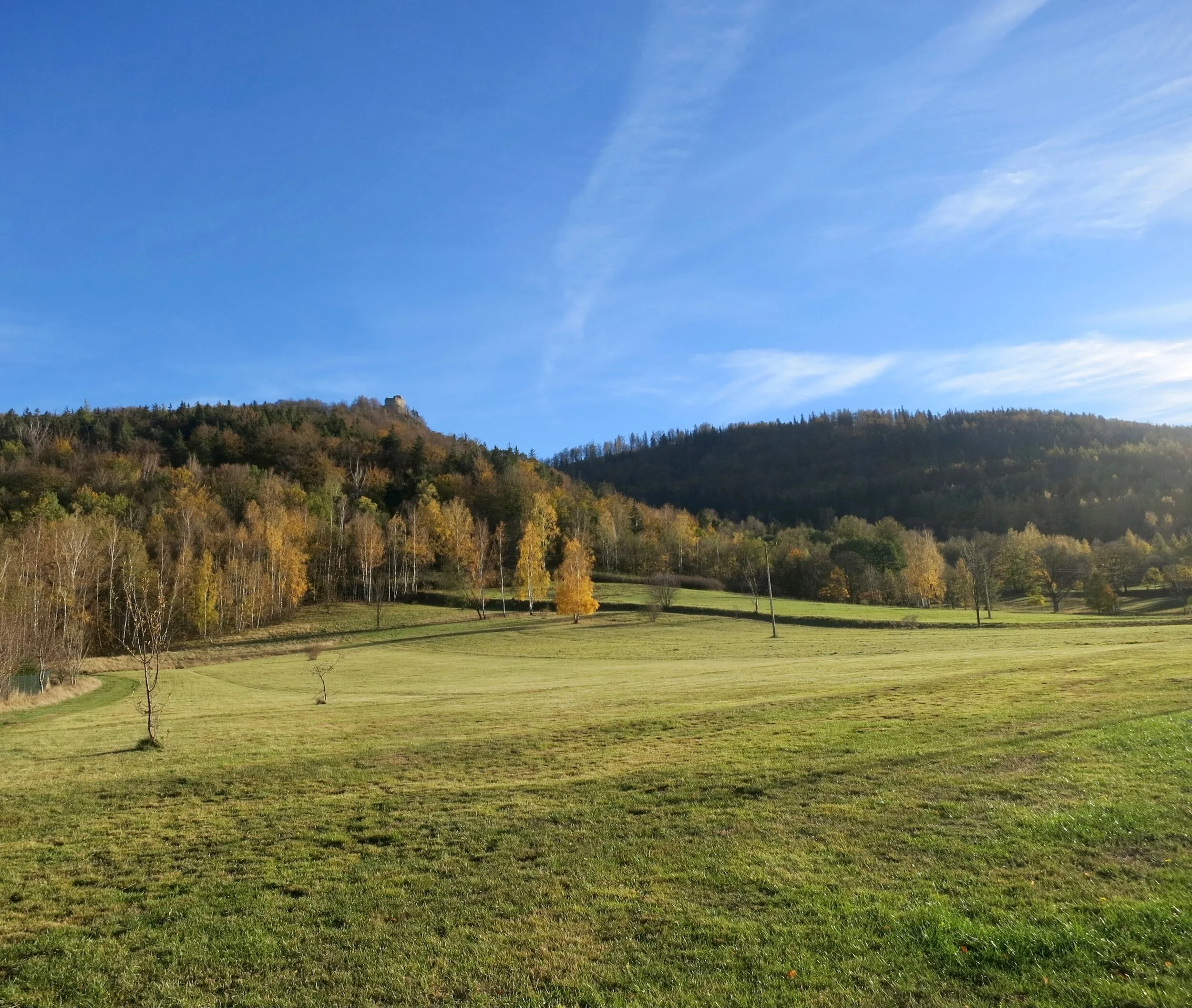 View of Chojnik Castle from the valley floor of the Jelenia Góra Valley