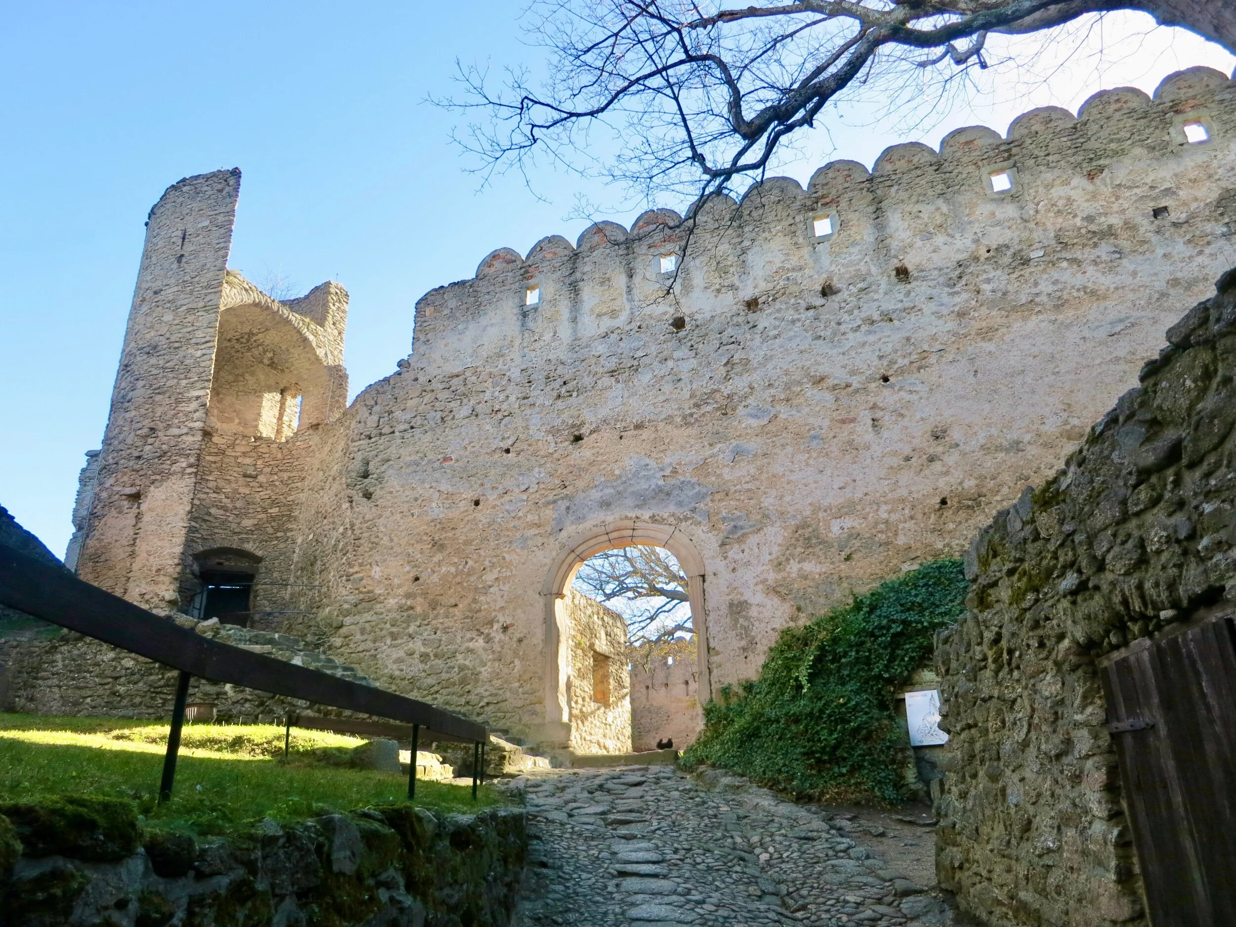 Entrance into Chojnik Castle