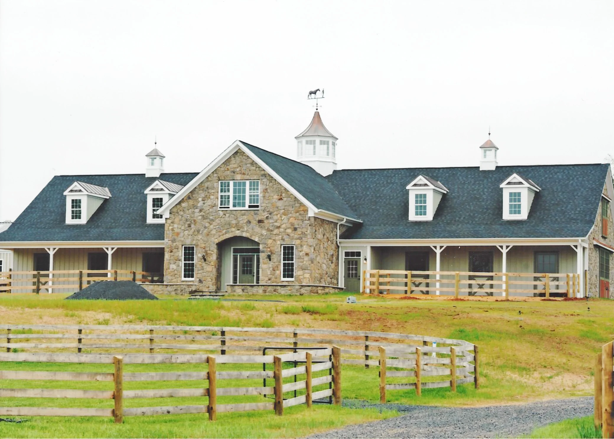 Barn_Ext1_p.jpg