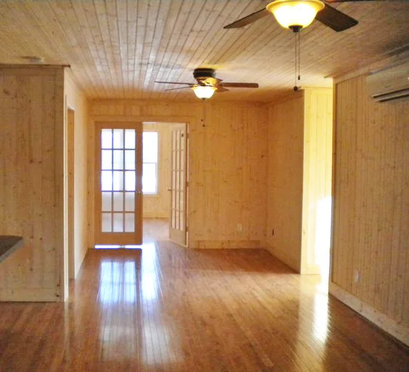 BARN_APT1.jpg