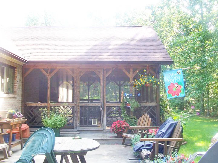 Stafford_screenedporch_p.jpg