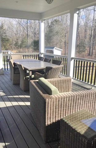 Catlett_porch_p.jpg