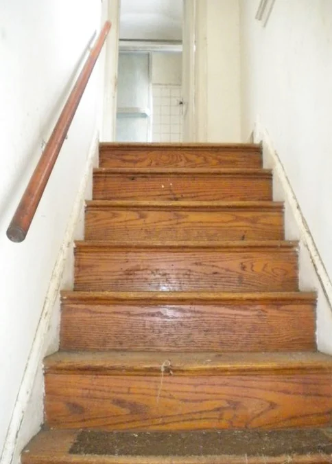 Arlington_Before_Stairs_P.jpg