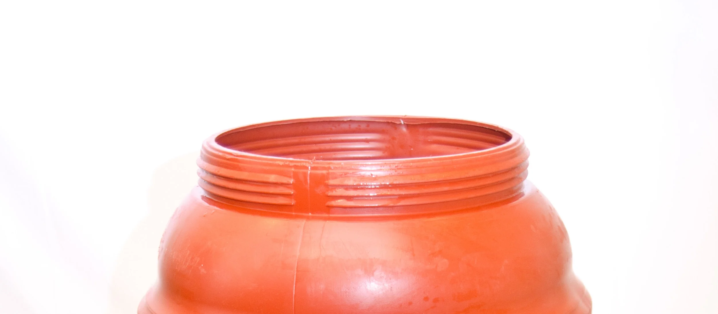 55 gal red screw top disassembled front view.JPG