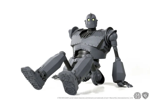 Iron-Giant-figure-Mondo-1ig1_636.jpg
