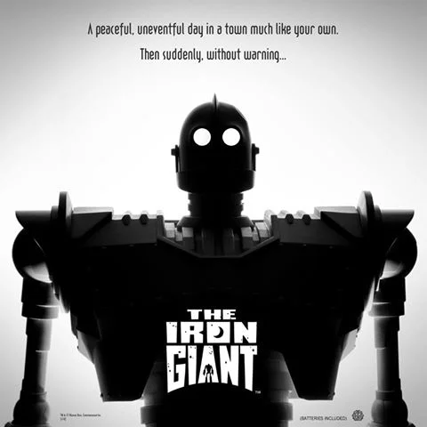Iron-Giant-figure-Mondo-Giant.jpg
