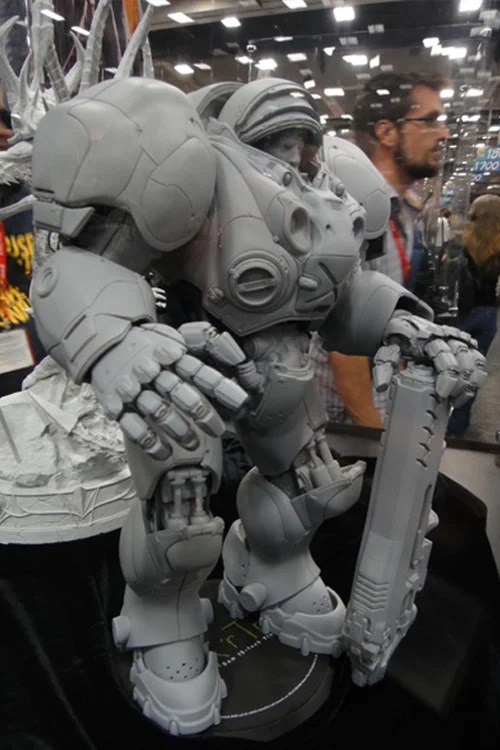 Sideshow-Starcraft-Marine-Raynor-Marine3.jpg