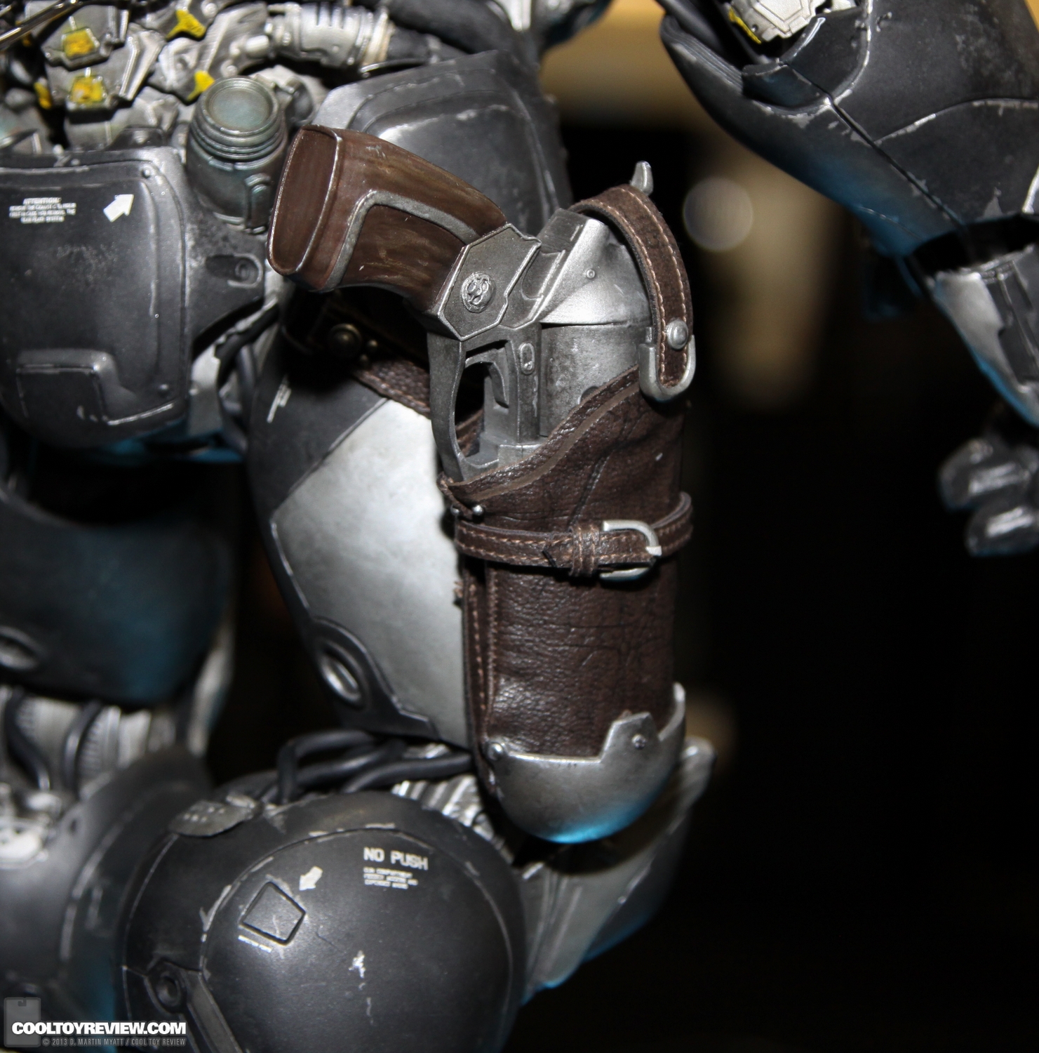 Starcraft-Marine-Raynor-SDCC_2013_Sideshow_Collectibles_Wed-020_o.jpg