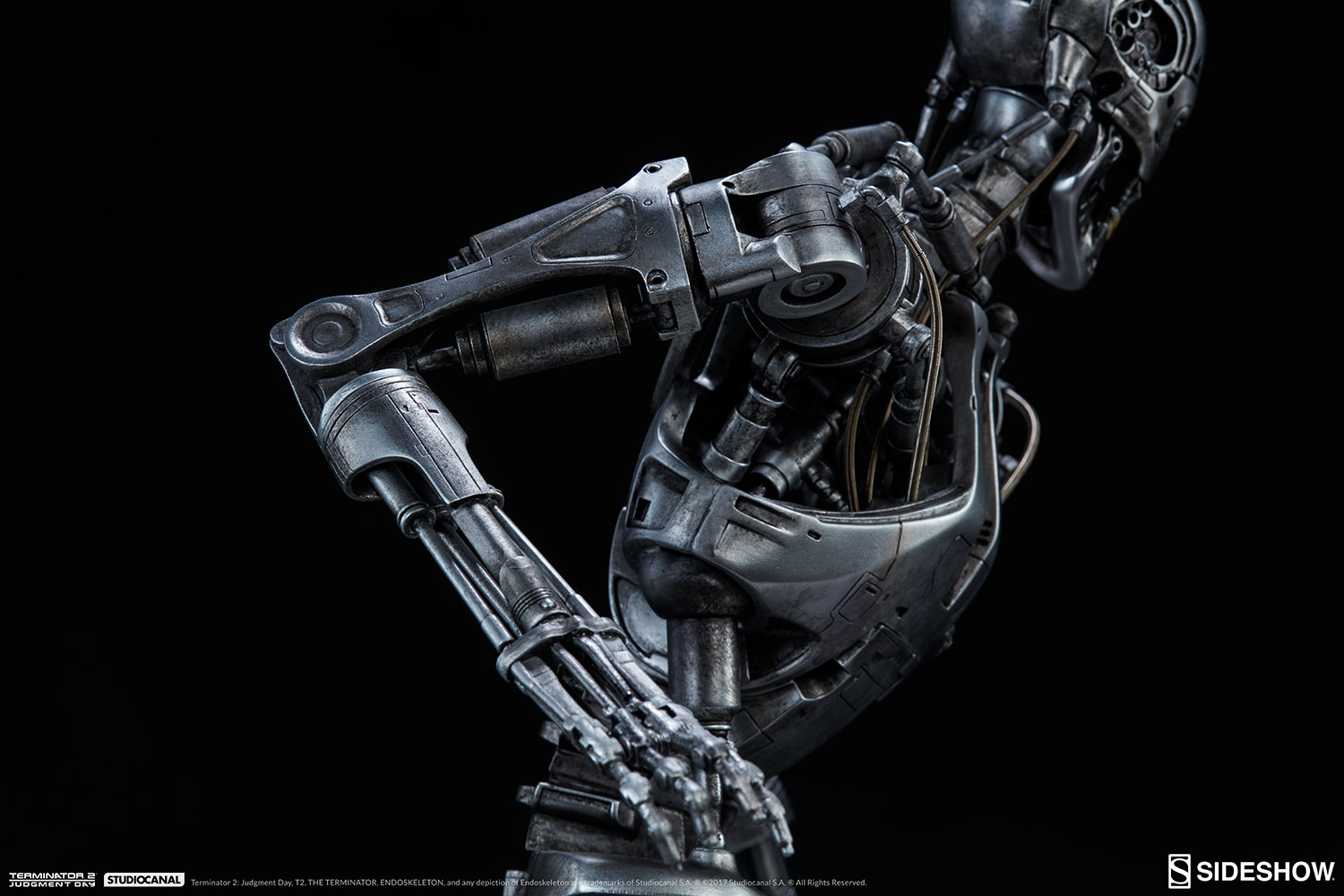 terminator-2-terminator-t-800-endoskeleton-maquette-sideshow-300157-29.jpg