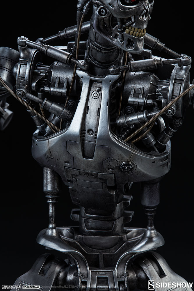 terminator-2-terminator-t-800-endoskeleton-maquette-sideshow-300157-25.jpg