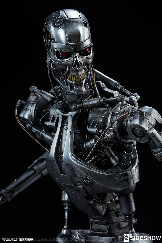 terminator-2-terminator-t-800-endoskeleton-maquette-sideshow-300157-21.jpg