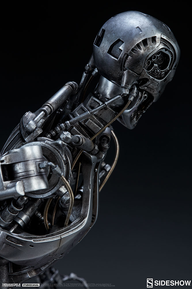 terminator-2-terminator-t-800-endoskeleton-maquette-sideshow-300157-20.jpg