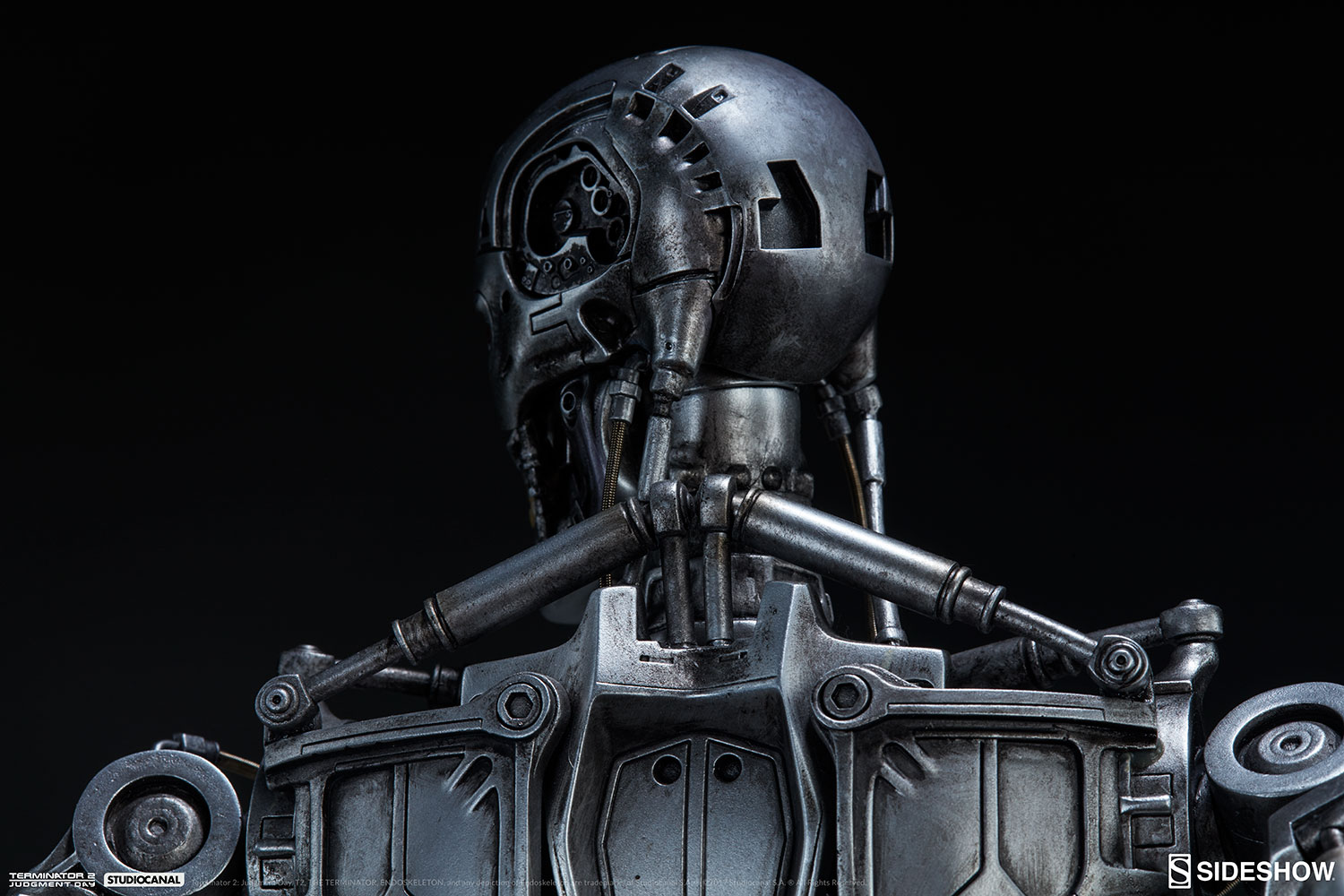 terminator-2-terminator-t-800-endoskeleton-maquette-sideshow-300157-19.jpg