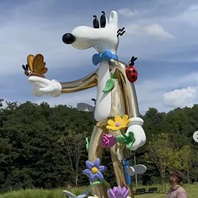 harrington sculpture korea.jpg