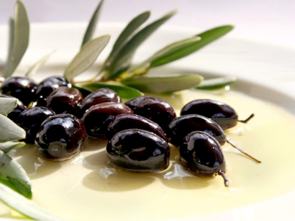 Kalamata_Olives.jpg