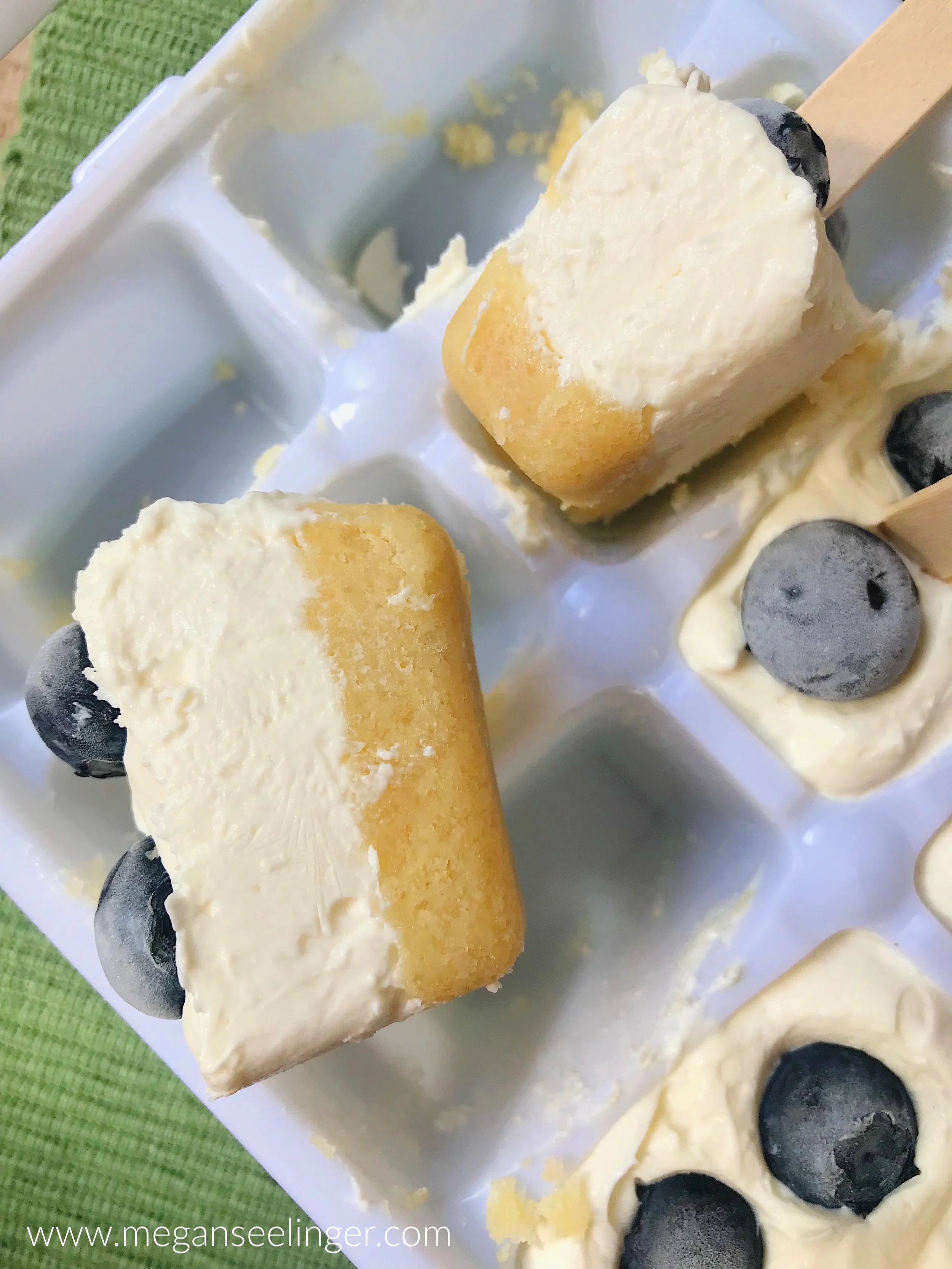 No Bake Keto Cheesecake Bites, Keto Cheesecake bites, Keto No bake Cheesecake bites, keto cheesecake minis