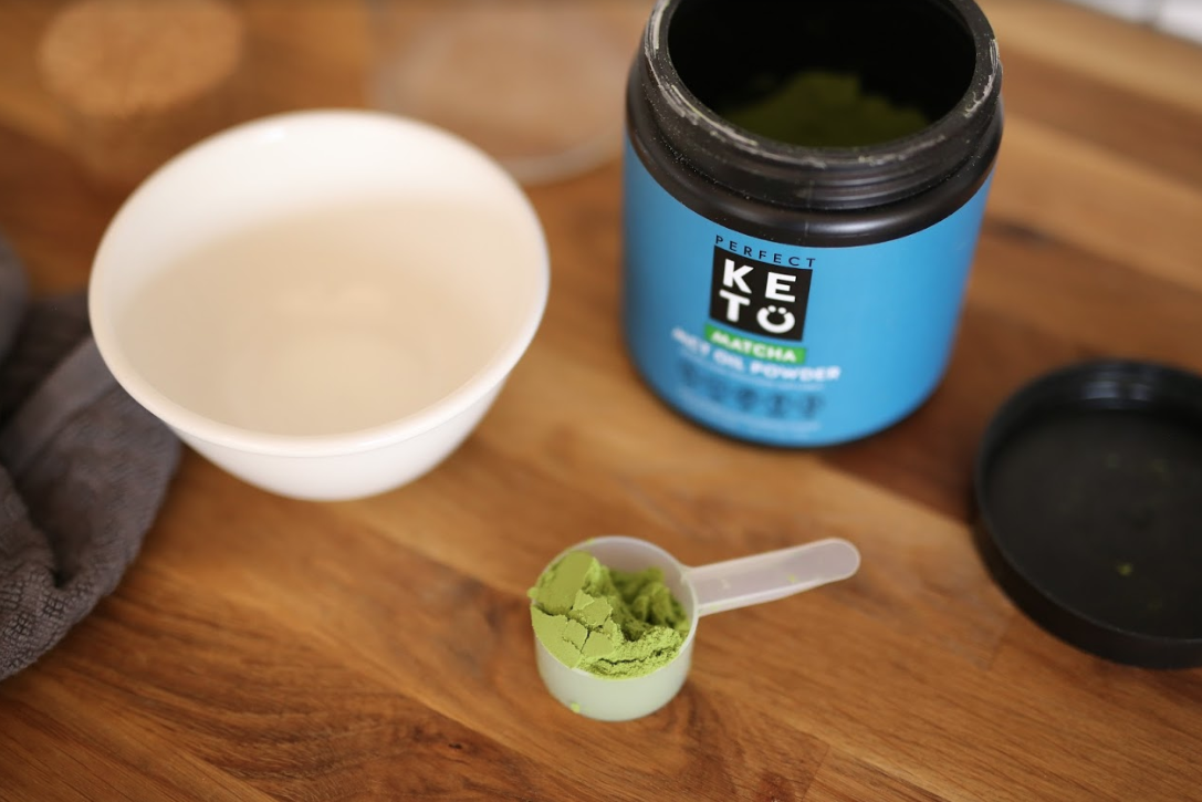 Best MCT Oil and MCT Oil Powder for Keto - Which One Should You Buy