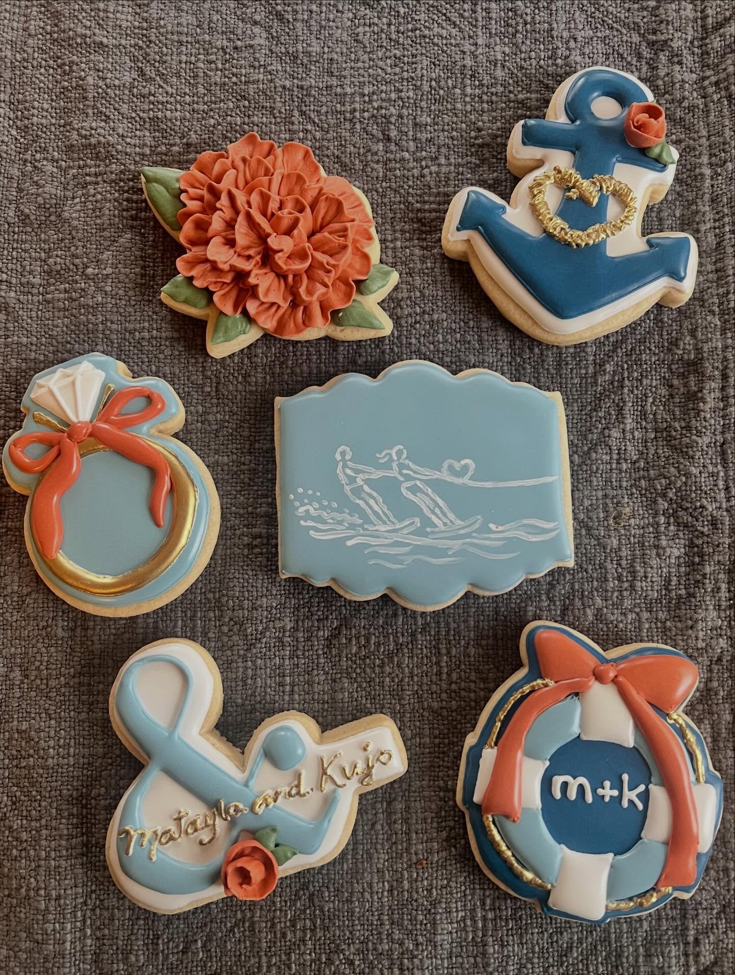 I heard it was a love story written in the water. The sweetest way to celebrate the engagement of a  waterski-loving couple! 🌊 🚤 💍