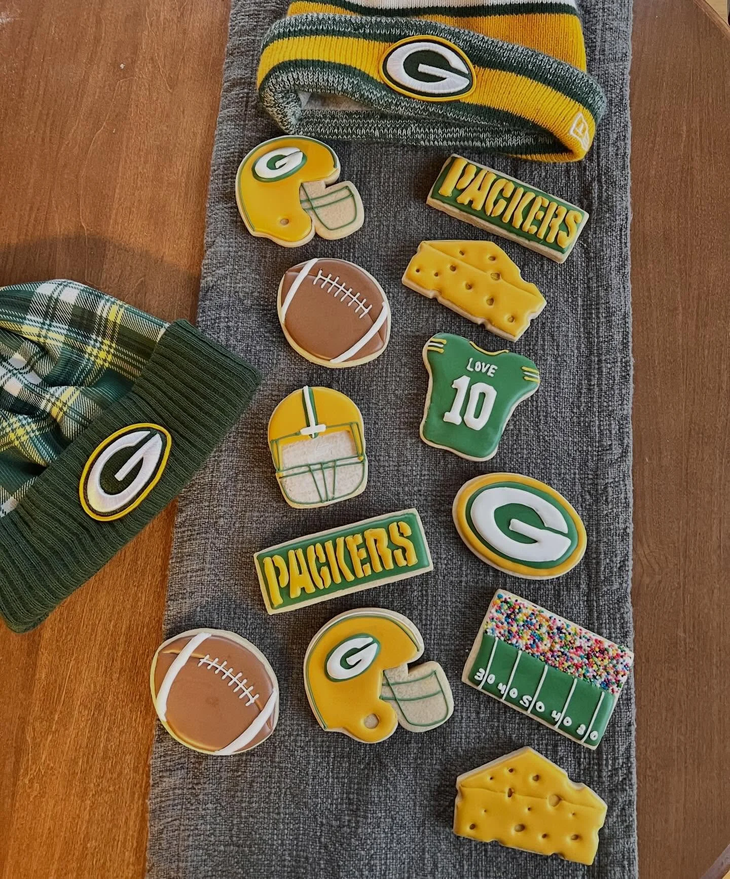 The stress eating might mean I eat these all myself tomorrow night! 🧀 🏈