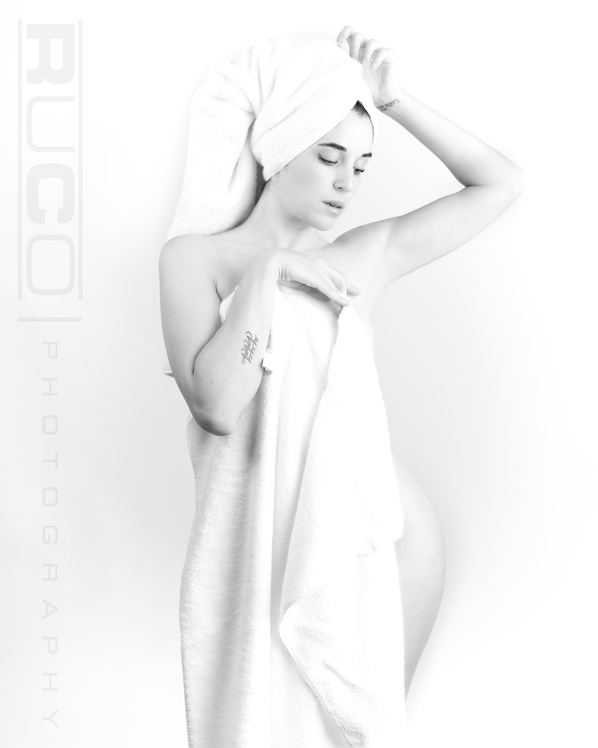 Chelsea Hendricks_Towel_001-00029-Edit.jpg