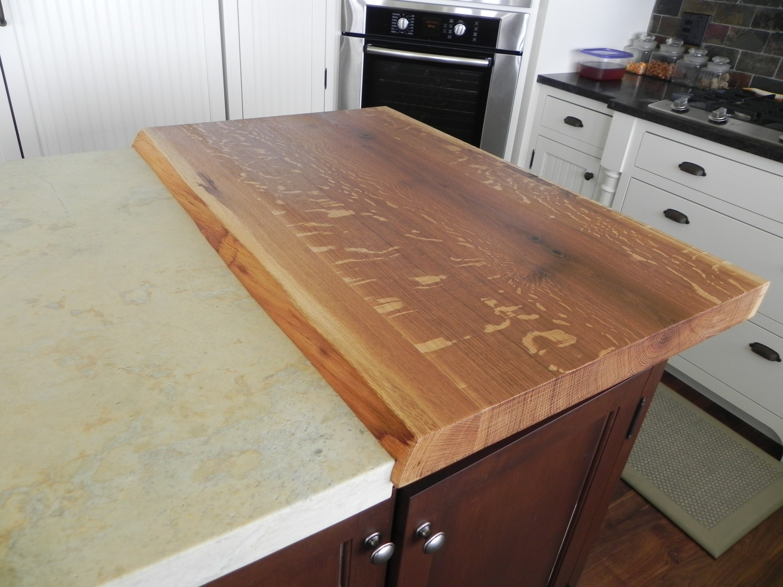 Quarter-sawn White Oak Cutting Board