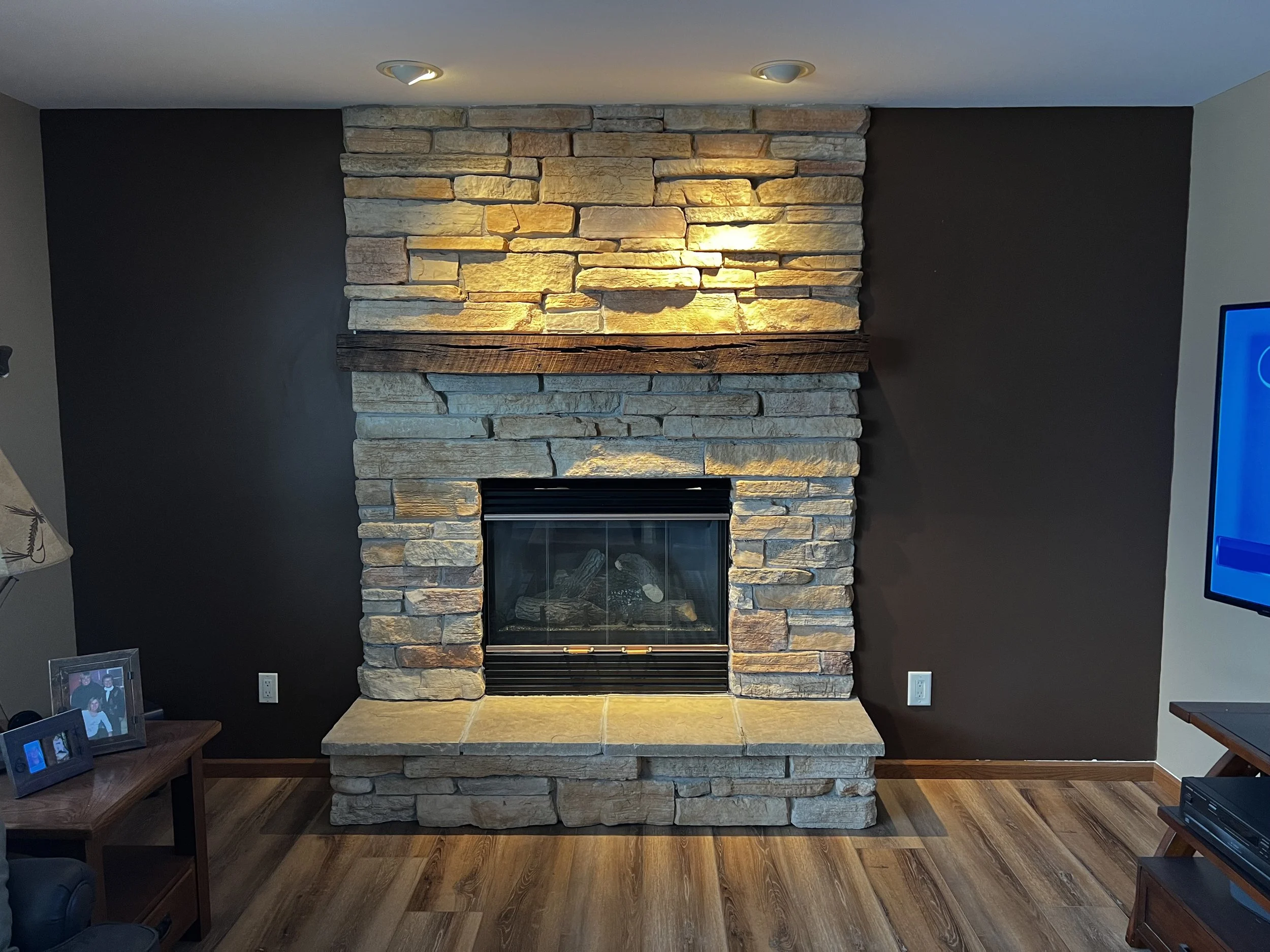 Barn Beam Mantle_Oak_005.jpeg