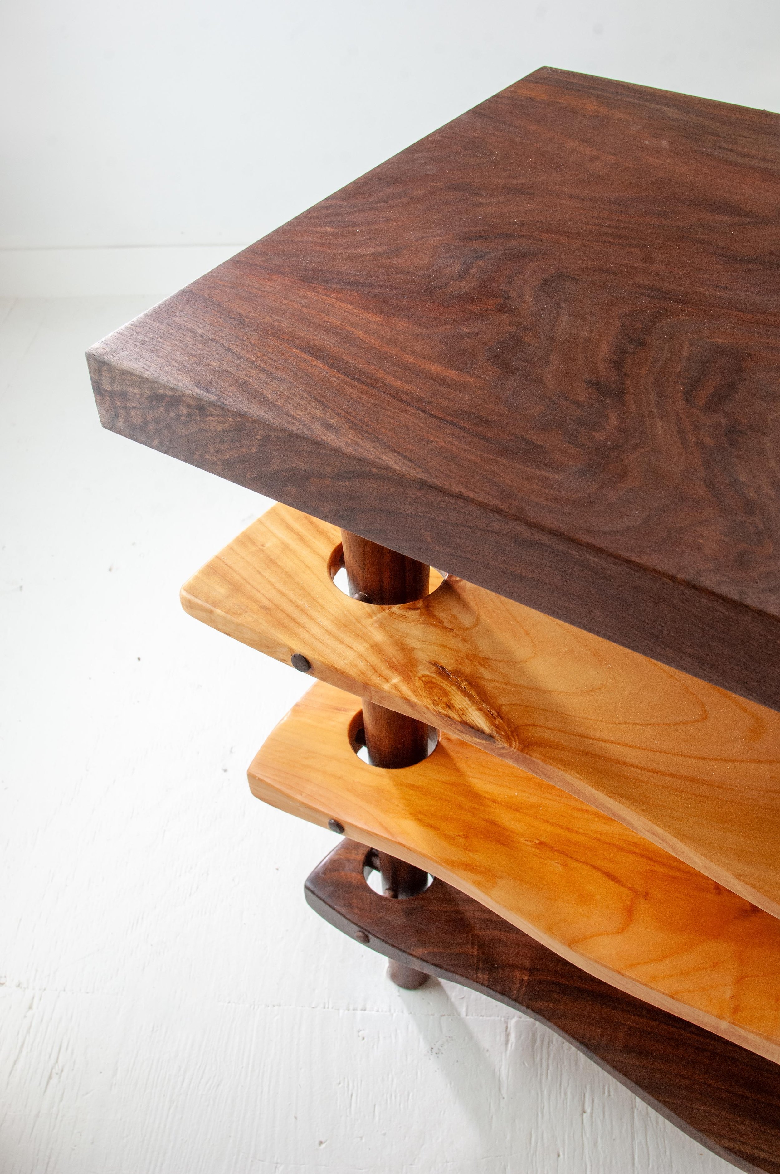 table_wal_0047.jpg