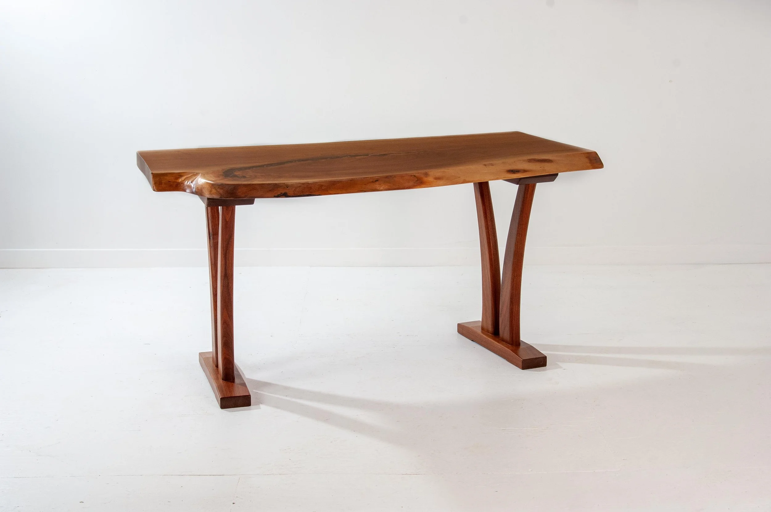 table_wal_0037.jpg