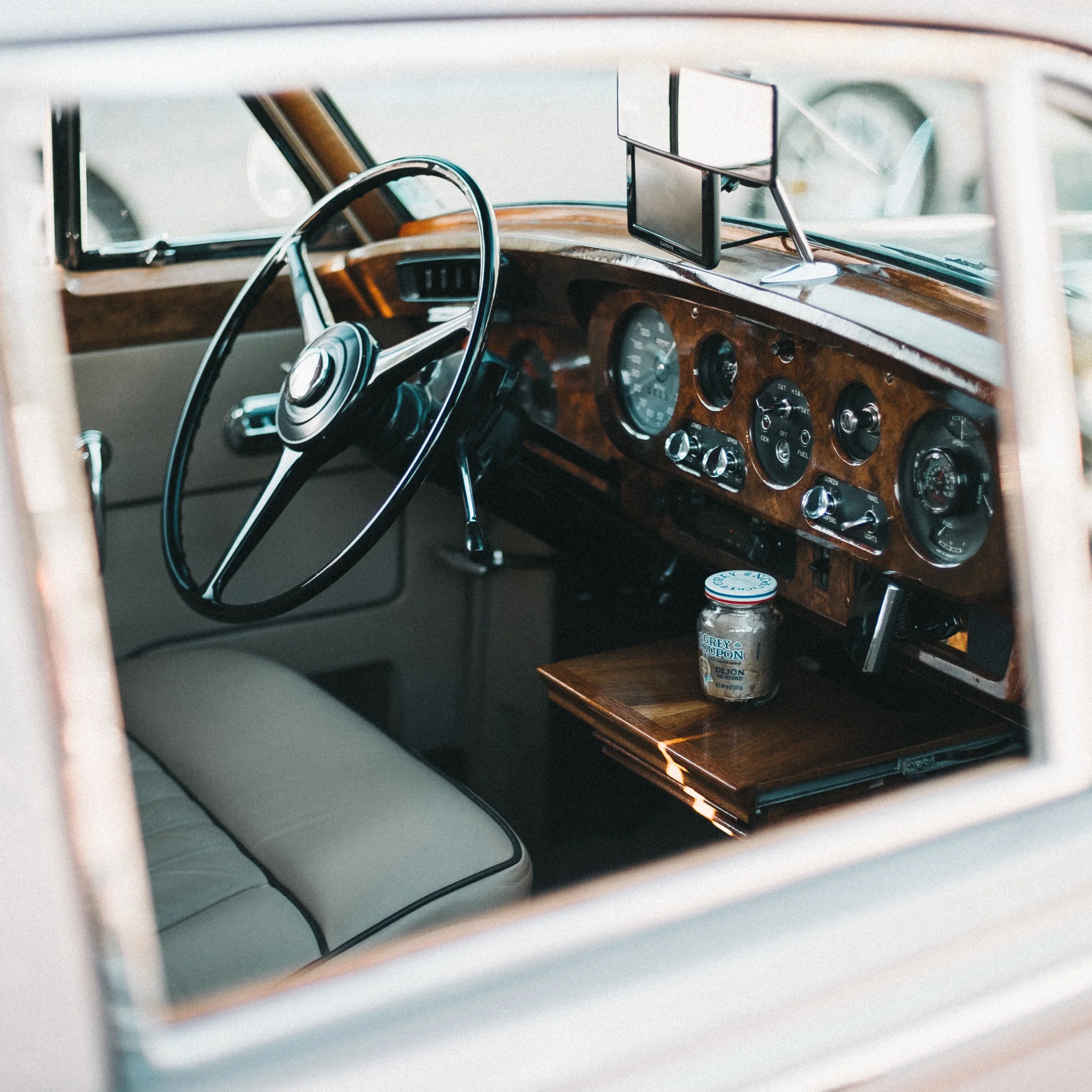 rolls royce grey poupon
