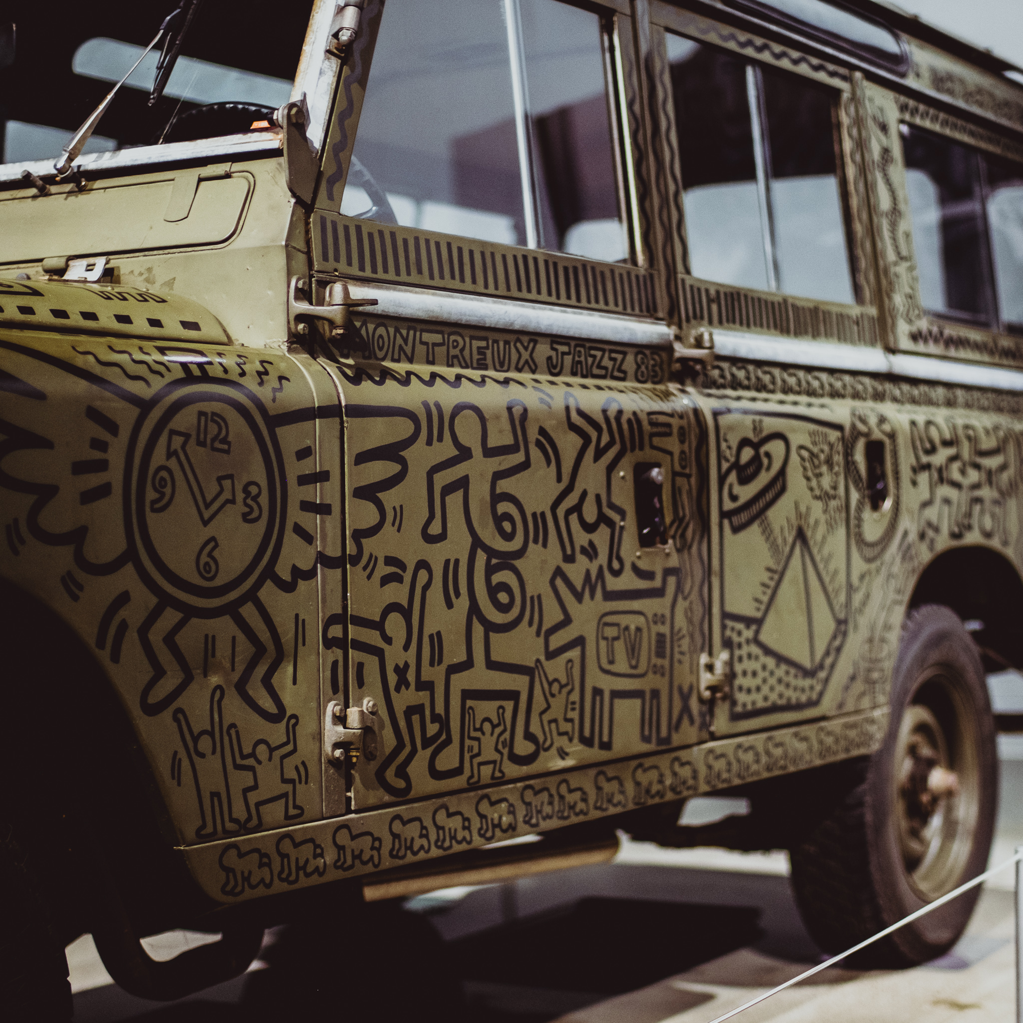 land rover series 3 petersen keith haring 004