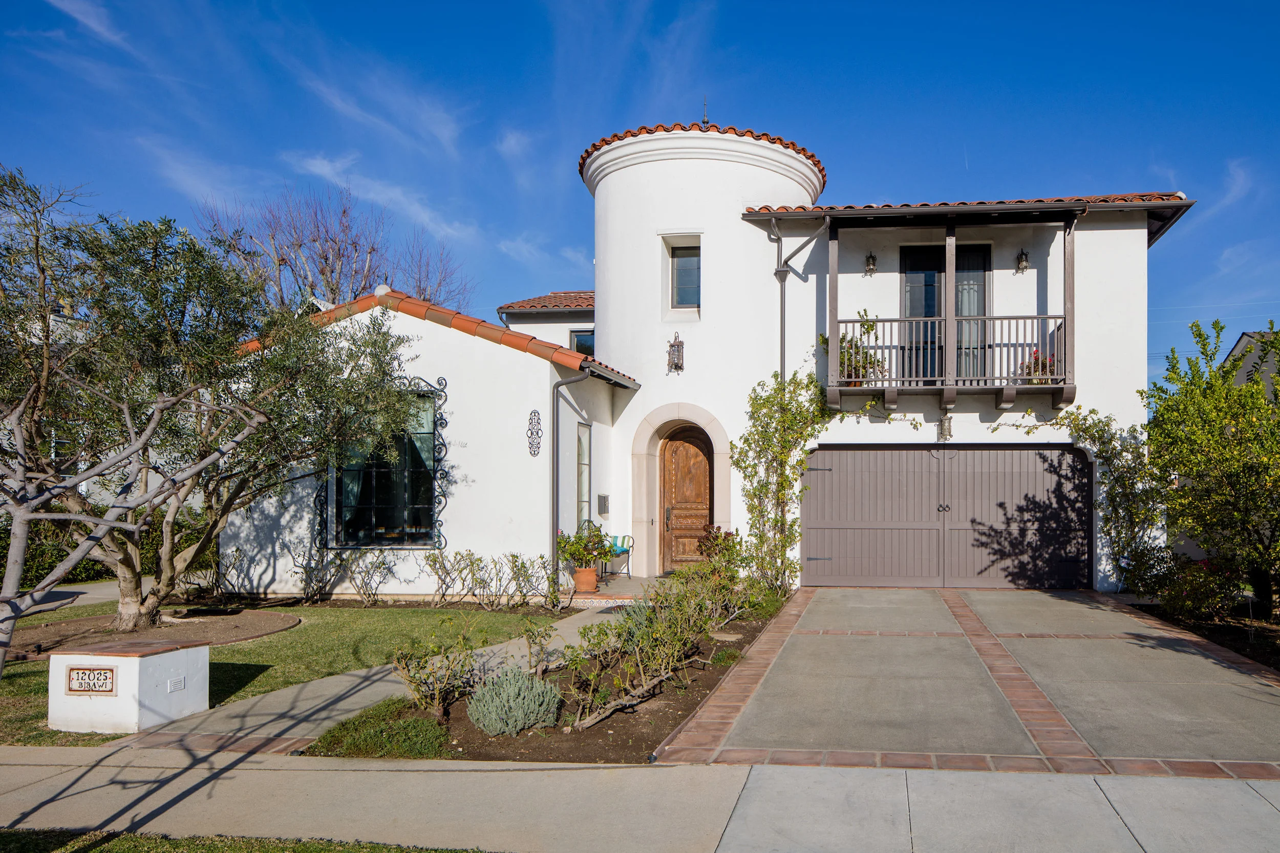 12025 Marine St | Mar Vista | Offered at $9500 Per Month