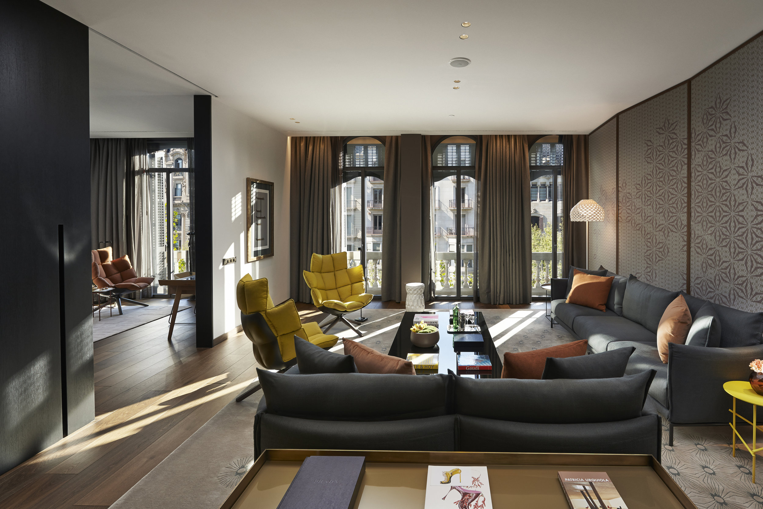 34.Mandarin Oriental, Barcelona - Premier Suite Living Room.JPG