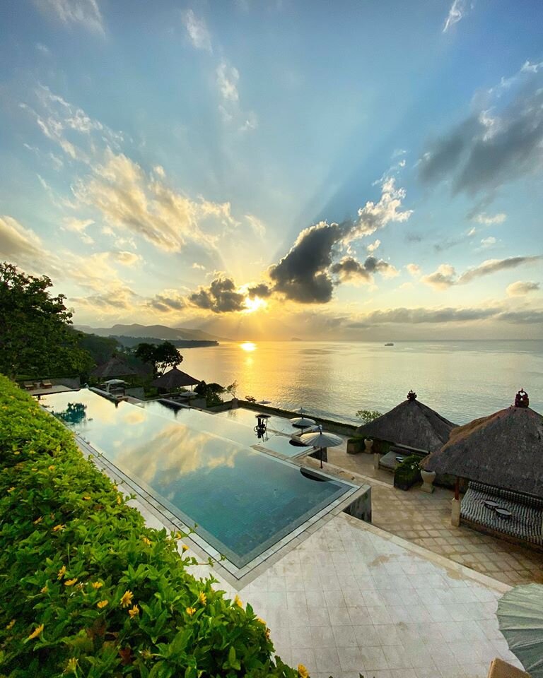 Amankila-Bali-Indonesia-Main-Pool6.jpeg