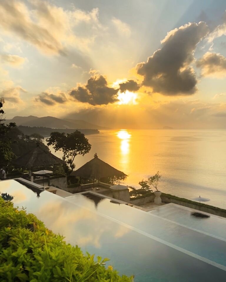 Amankila-Bali-Indonesia-Main-Pool2.jpeg